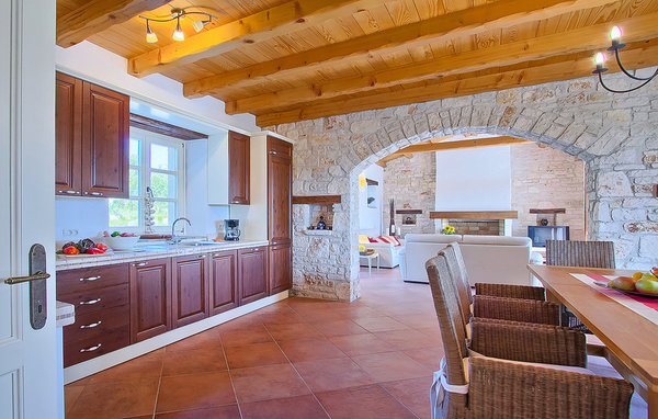 Holiday Home - Buzet , Croatia - CLI336 402