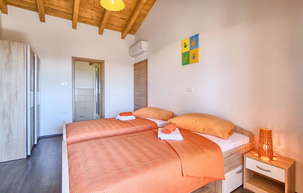 Vakantiehuis - Svetvincenat , Kroatië - CLI353 604