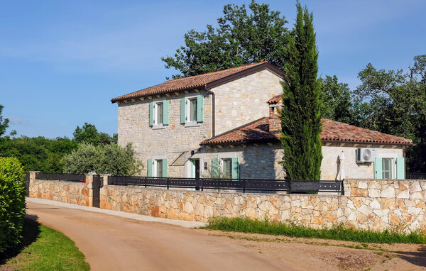 Semesterhus - Visnjan , Kroatien - CLI375 105
