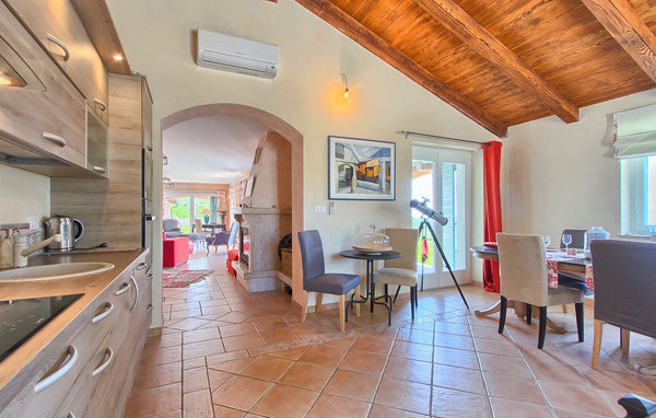 Dům Villa Tanais