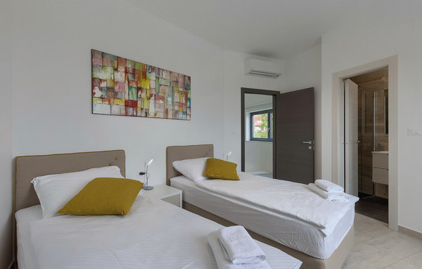 Ferienhaus - Tinjan , Kroatien - CLI410 612