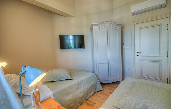 Holiday Home - Kanfanar , Croatia - CLI450 602