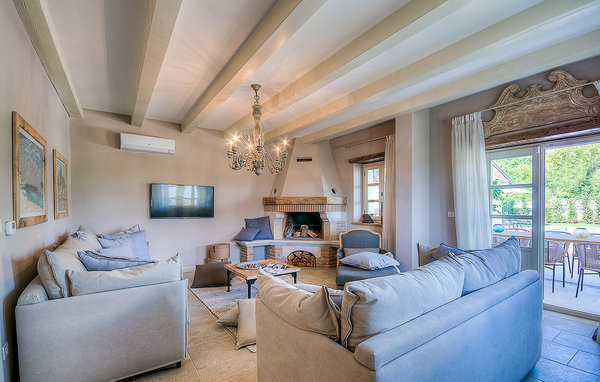 Holiday Home - Kanfanar , Croatia - CLI450 302