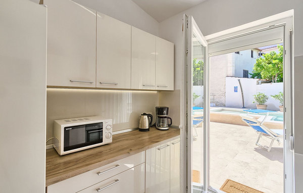 Vakantiehuis - Pula , Kroatië - CLI453 401