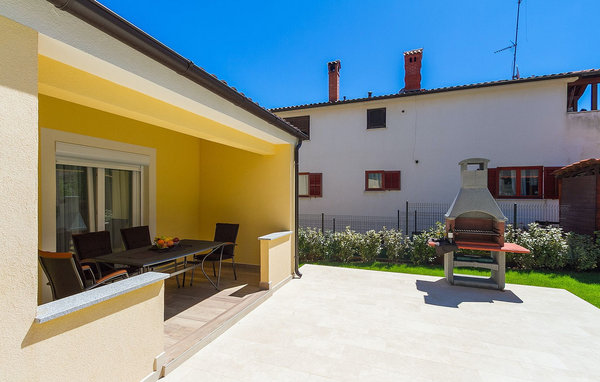 Vakantiehuis - Pula , Kroatië - CLI453 102