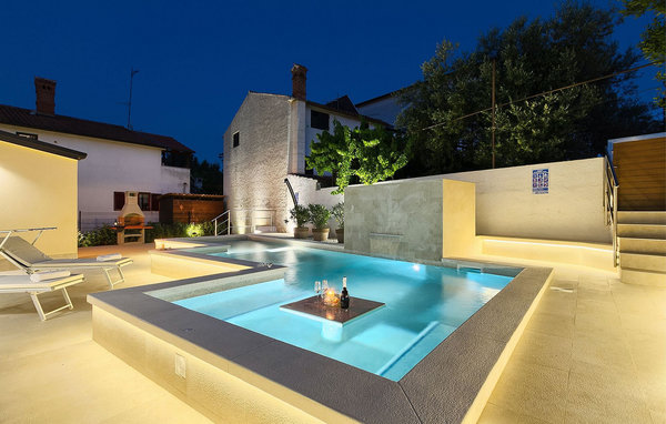 Vakantiehuis - Pula , Kroatië - CLI453 11