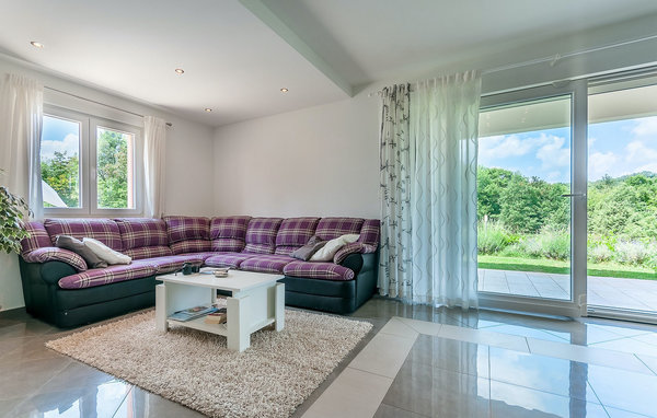 Dům Villa Topid