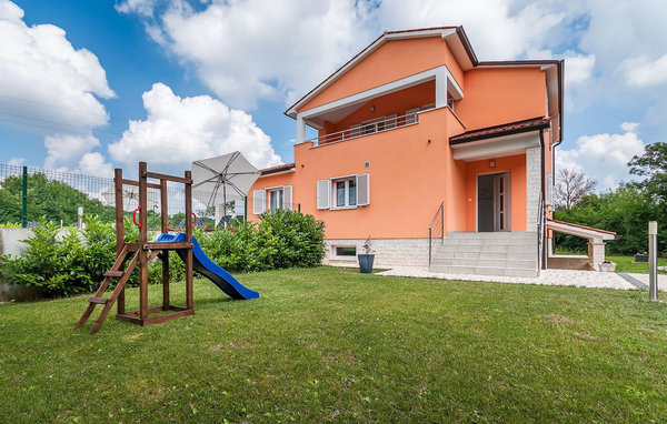 Dům Villa Topid