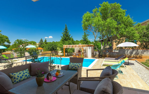 Maison Villa May