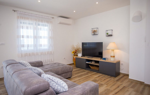 Holiday Home - Kanfanar , Croatia - CLI550 304