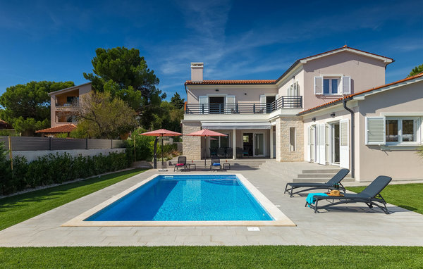 Holiday Home - Premantura , Croatia - CLI561 15