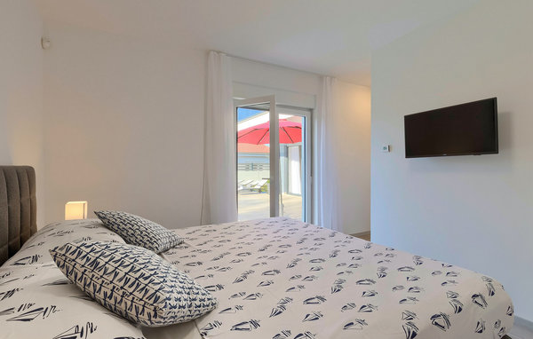 Vakantiehuis - Pula , Kroatië - CLI634 603