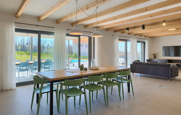 Vacation home Villa Povetica