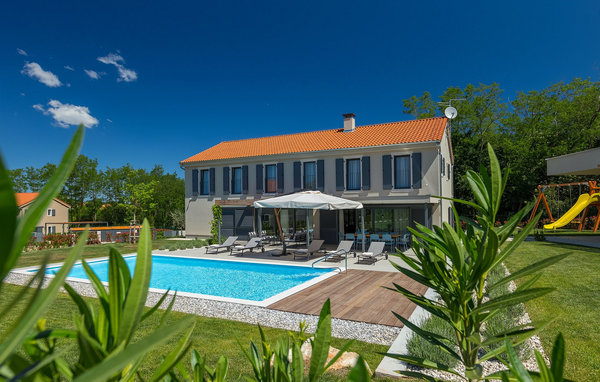 Vacation home Villa Povetica