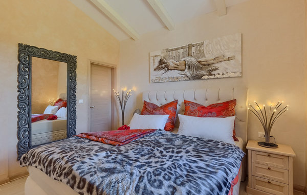 Holiday Home - Tinjan , Croatia - CLI659 608