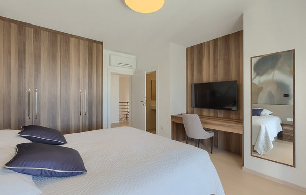 Holiday Home - Krnica , Croatia - CLI798 615