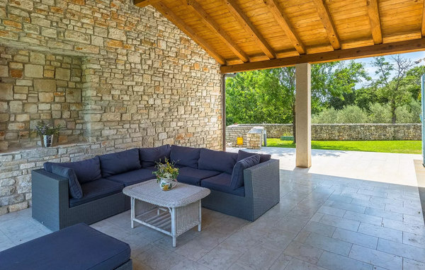 Dům Villa B&L