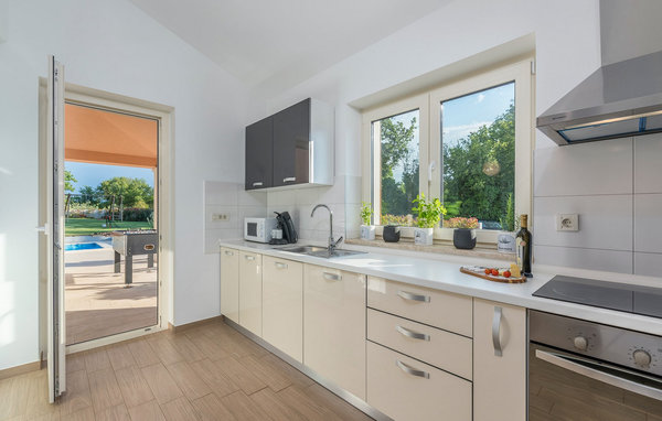Vakantiehuis - Visnjan , Kroatië - CLI887 401