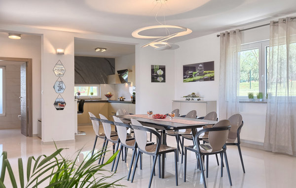 Feriehus - Pula , Kroatia - CLI898 304
