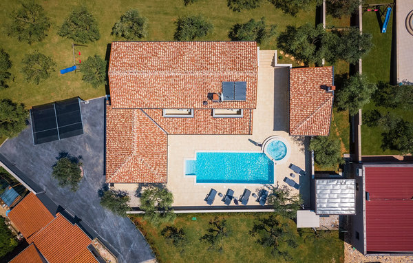 Feriehus - Pula , Kroatia - CLI898 9
