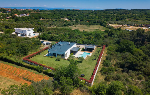 Dům Villa Momare