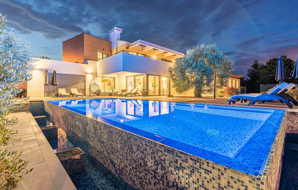 Holiday home Villa Pedena