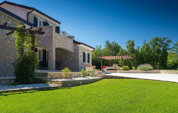 Vacation home Villa Funcici