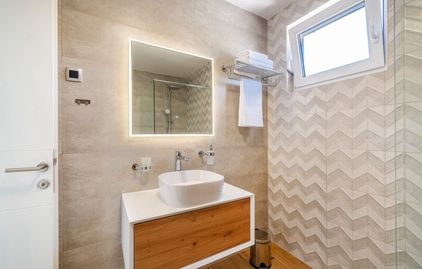 Ferienhaus - Rab , Kroatien - CLK065 702