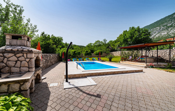 Dům Villa Castra