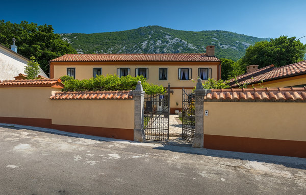 Dům Villa Lukata