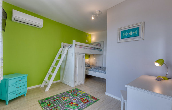Semesterhus Villa Leticija