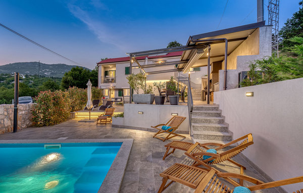 Semesterhus Villa Leticija