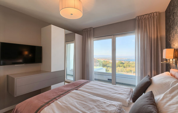 Semesterhus - Malinska , Kroatien - CLK141 609