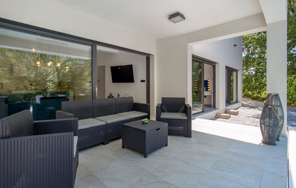 Vakantiehuis Villa Modruna