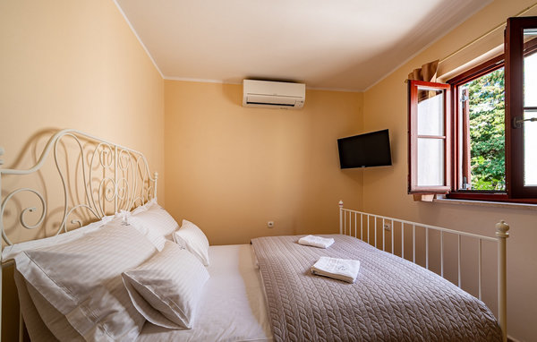 Holiday Home - Karlobag , Croatia - CLK173 610