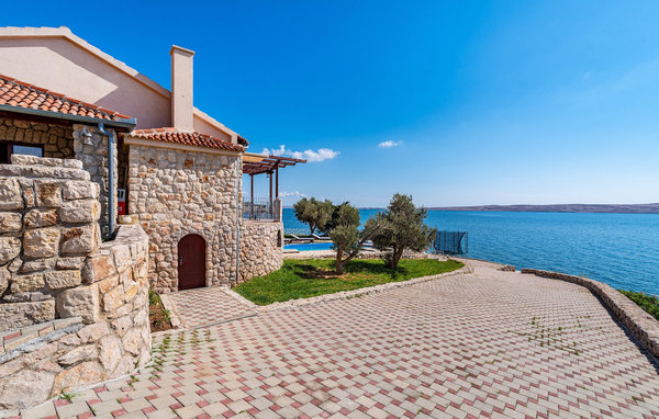 Holiday Home - Karlobag , Croatia - CLK173 104