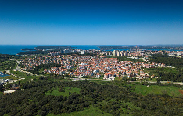 Feriehus - Pula , Kroatia - CLS009 901