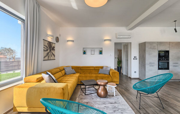 Feriehus - Pula , Kroatia - CLS009 302