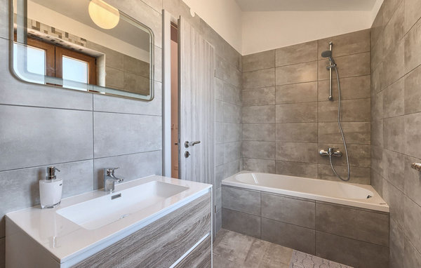 Holiday Home - Tinjan , Croatia - CLS011 703