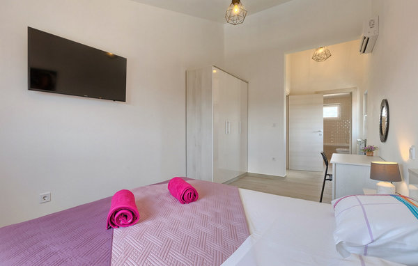 Feriehus - Pula , Kroatia - CLS048 610