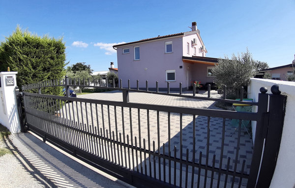 Feriehus - Pula , Kroatia - CLS048 84
