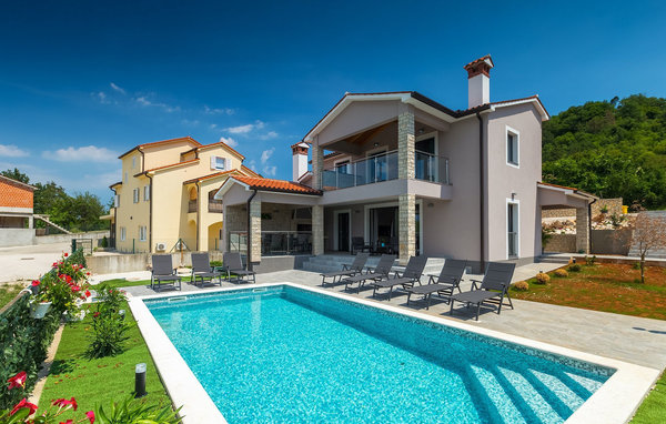 Dům Villa Fiolla