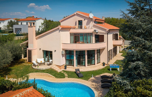 Dům Villa Mutila
