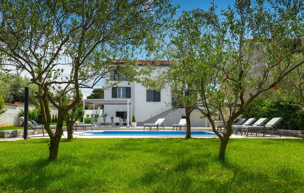 Vacation home Villa Kozada