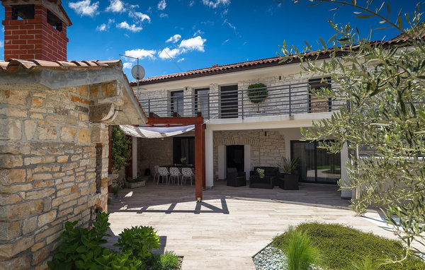 Vacation home Villa Artiana