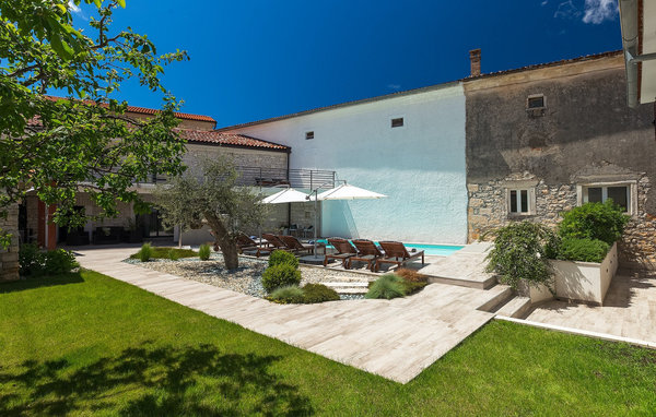 Vacation home Villa Artiana