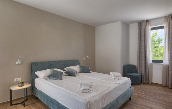 Ferienhaus - Tinjan , Kroatien - CLS204 601