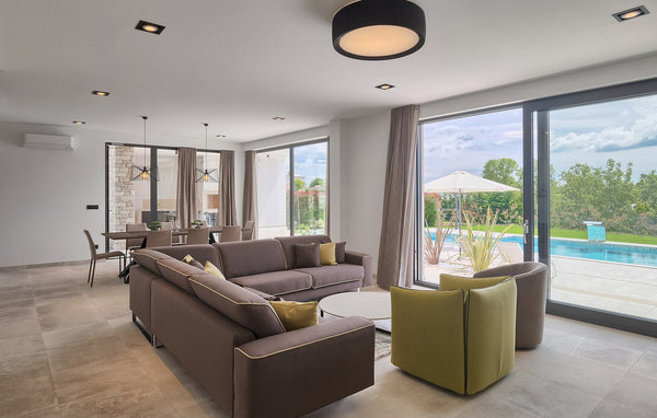 Ferienhaus - Tinjan , Kroatien - CLS204 301