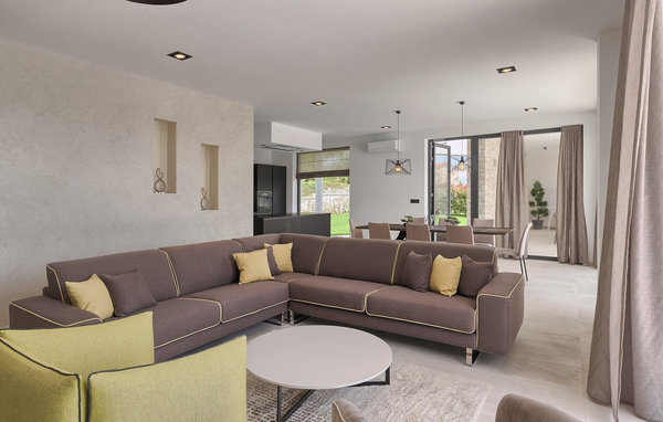 Ferienhaus - Tinjan , Kroatien - CLS204 303