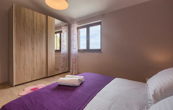Vakantiehuis - Pula , Kroatië - CLS209 610